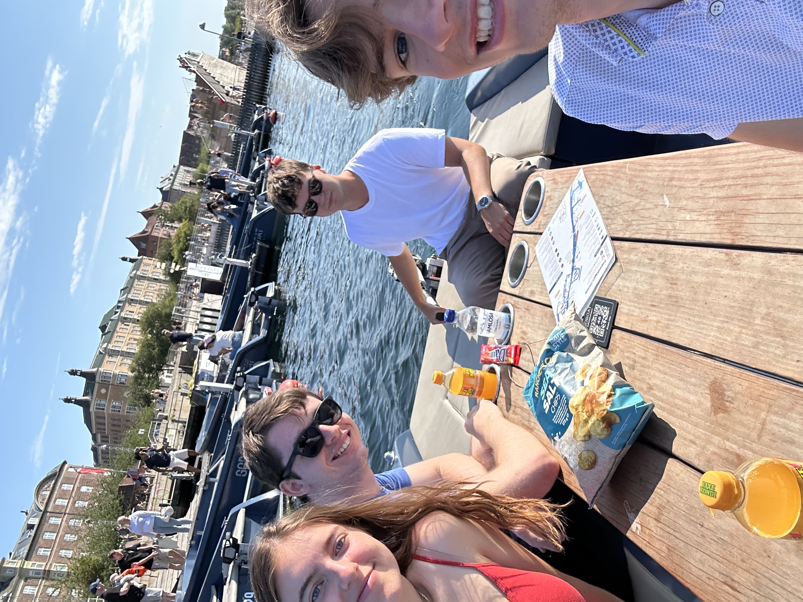 Boat!
